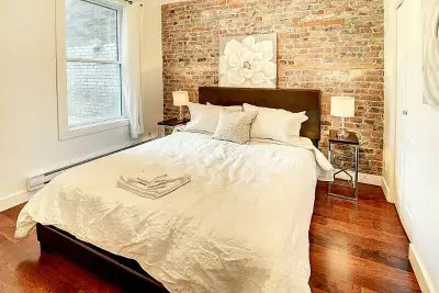 3 CHAMBRES MEUBLÉES 1ER JUILLET AU 15 AOUT PLATEAU MONT ROYAL