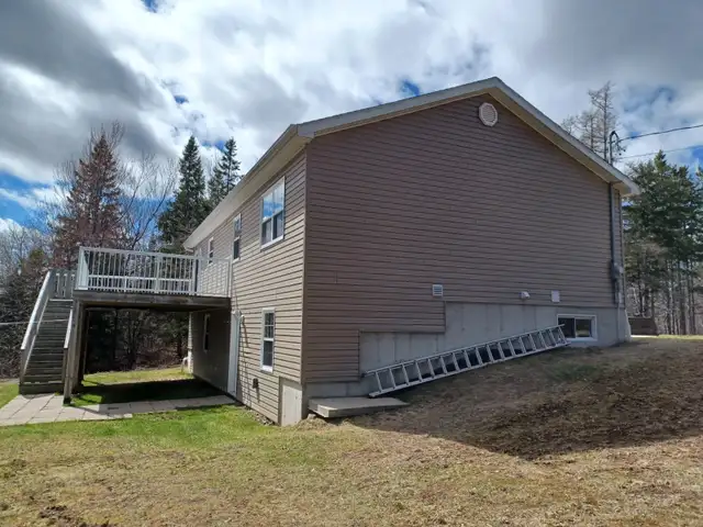 Beautiful home on 150 acres woodland in Houses for Sale in Miramichi - Image 6