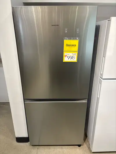 Samsung fridge 30”, View more