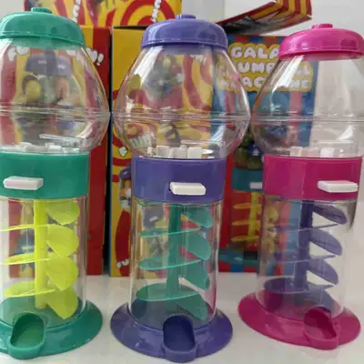Lot de 10 machines neuves : Galaxy Gumball de 7'' Trois couleurs dans le lot Le lot est impeccable,...