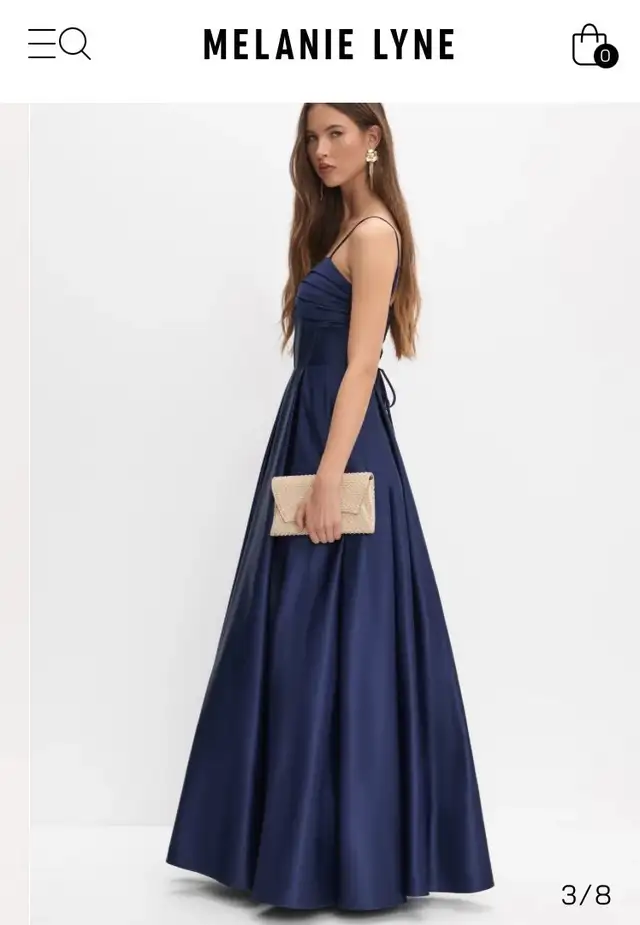 Gorgeous satin grad dress with pockets in Women's - Dresses & Skirts in Edmonton - Image 4