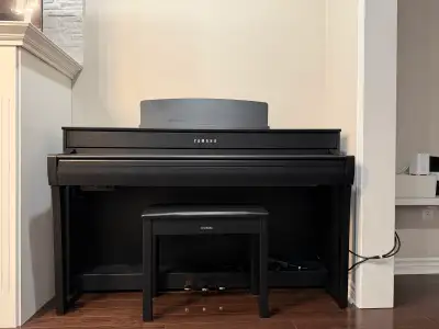 Piano Yamaha Clavinova CLP 745 - new, open box, View more