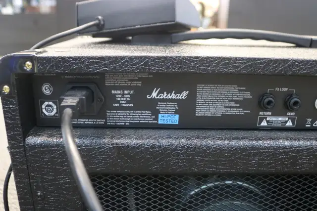 Marshall DSL20CR 20 Watt Guitar Amplifier W/ Footswitch (#41770- in Amps & Pedals in City of Halifax - Image 6