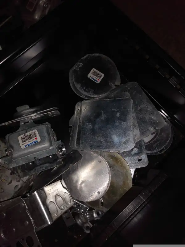 BX electric boxes for steel studs in Electrical in Moncton - Image 7