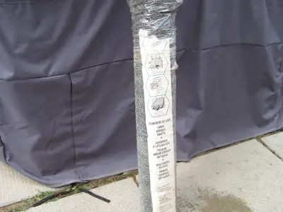 Chicken wire – Galvanized metal, 3 feet tall. New, has been stored indoors. Only a small piece out o...