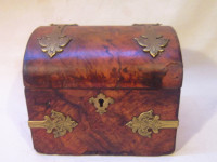 Antique ~ Tea Caddy/Box ~ Wood & Burl Veneer  ~ DAMAGED