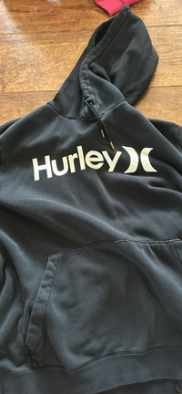 hurley hoodie (L)