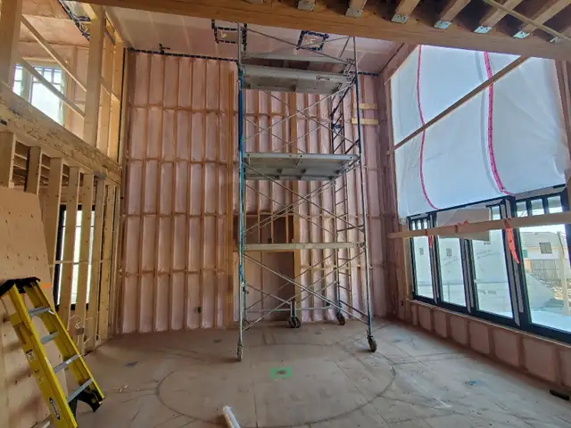 Professional spray foam Insulation62863711117058124