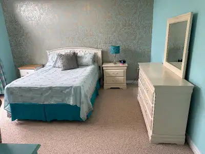5 pcs white bedroom set with mattress