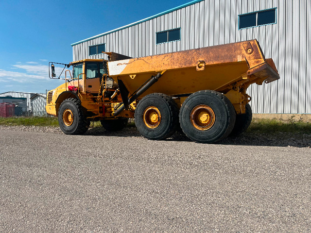 2006 Volvo A35D Rock Truck in Heavy Equipment in Red Deer - Image 4