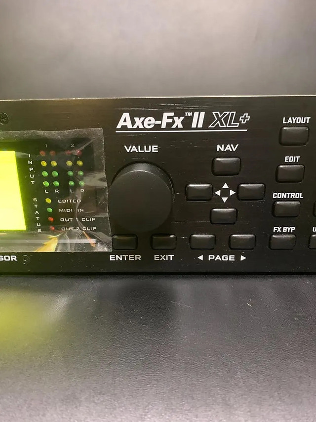 Fractal Audio Axe-FX II XL+ With MFC 101 Foot Controller in Guitars in Belleville - Image 3