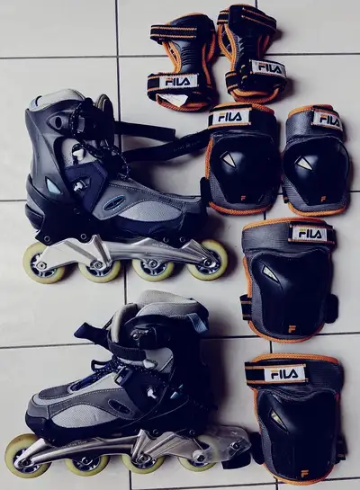 Women's Roller Blades, Elbow pads, and Wrist guards. Size 9, View more