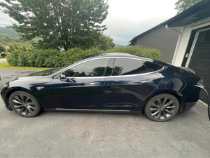 2013 Tesla Model S P85