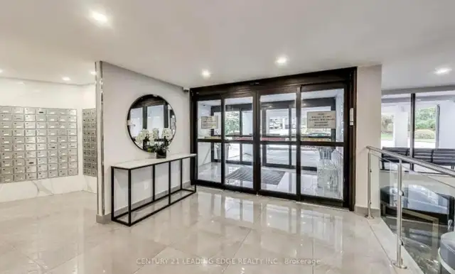 PENTHOUSE ROOM FOR RENT in Room Rentals & Roommates in City of Toronto - Image 5