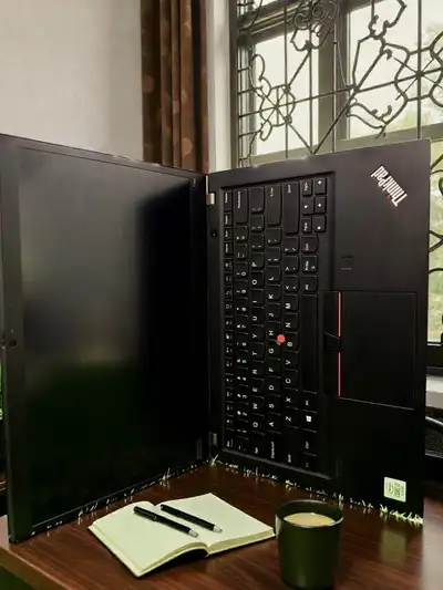 Lenovo ThinkPad T14s AMD Ryzen 5 16G 256Gssd, View more