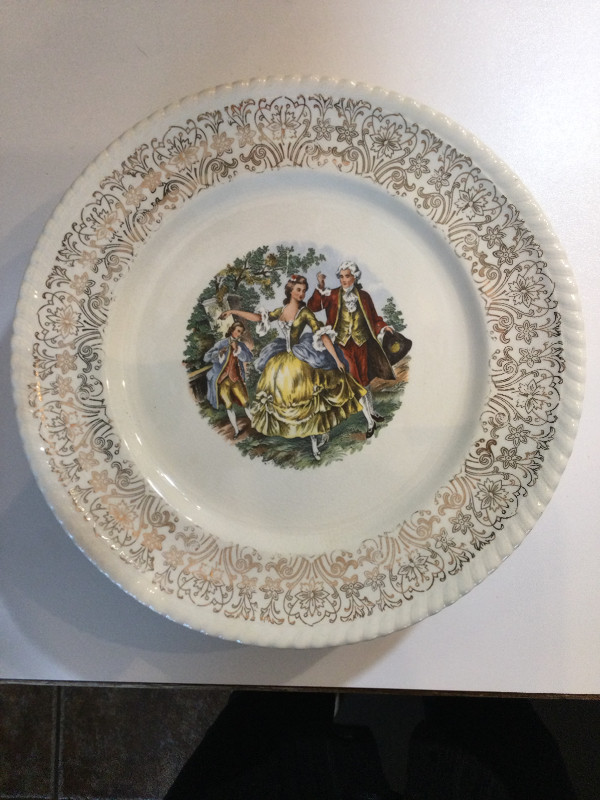 Dinner Plates - Minuet series in Arts & Collectibles in Moncton