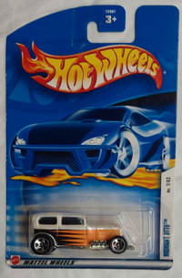 Hot Wheels 2001 MIDNIGHT OTTO Die Cast Car