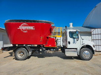 M2106 2021 FREIGHTLINER SUPREME FEEDTRUCK 