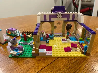 Lego Friends Heartlake Puppy Daycare #41124