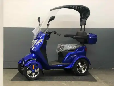 Quadriporteur GIO Élément 2026 - Couleurs Bleu ou Rouge, View more