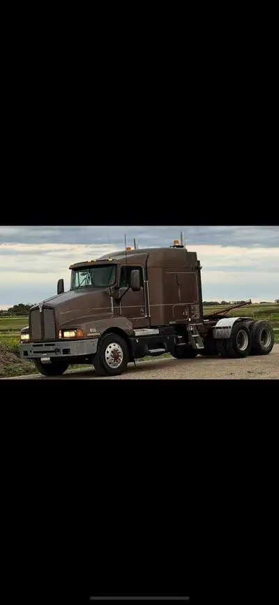 FOR SALE: 1998 t600 Kenworth heavy vehicle 12.7 Detroit 60 series, Saskatchewan plated. Used to pull...