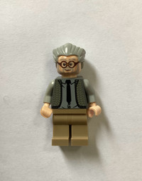 Harry Potter Lego minifigure Ernie Prang