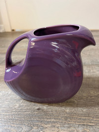 Fiesta 67oz (1.98L) Large Disk Pitcher in Mulberry - New, Unused