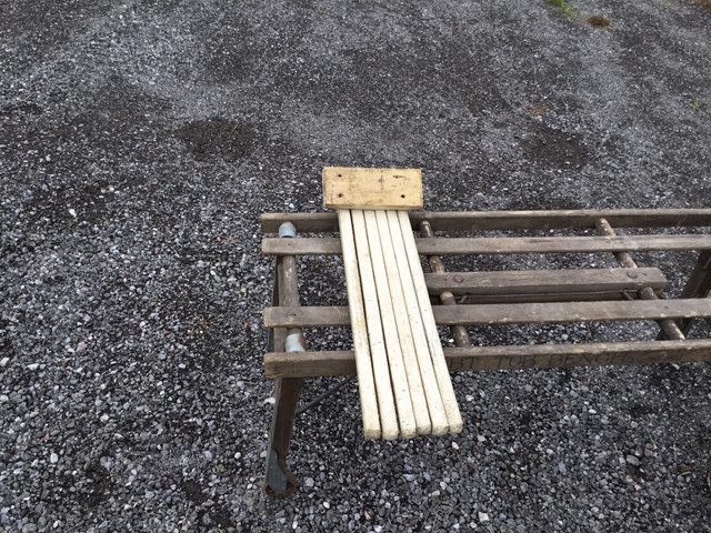 Vintage Wooden Wall Mounted Laundry Rack $75 in Home Décor & Accents in Trenton - Image 2