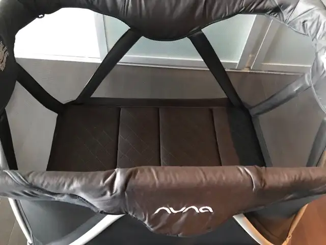 Nuna Sena Aire-Excellent Condition (Clean Pet/Smoke Free Home) in Cribs in City of Toronto - Image 7