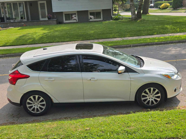 Ford Focus for parts in Cars & Trucks in Hamilton - Image 3
