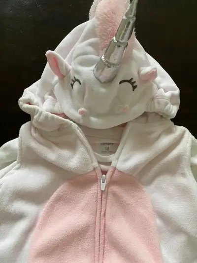 Set includes White Shirt/Striped Tights/Unicorn body Great condition for Halloween or dress-up play....