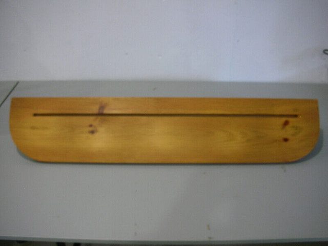 Wooden shelf in great shape in Storage & Organization in Stratford - Image 4