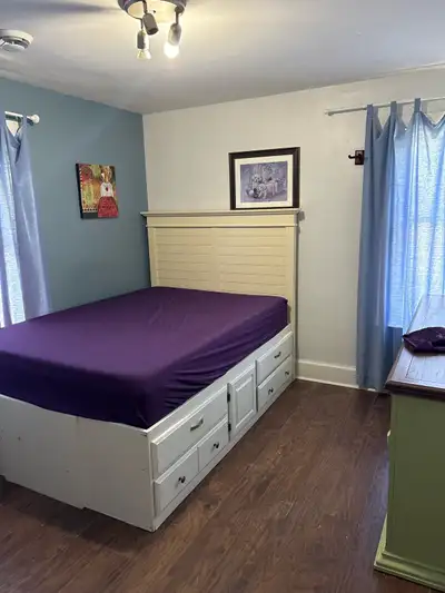 Hi there, I have a beautiful room for rent in Port Dover, fully furnished, shared accommodation, use...