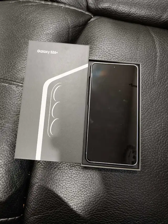 Samsung Galaxy S26+ 256GB Silver Shadow in Cell Phones in Oshawa / Durham Region - Image 3