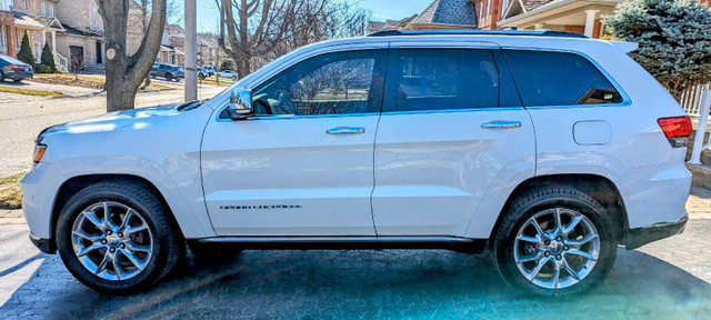 2014 JEEP GRAND CHEROKEE SUMMIT ECO-DIESEL  in Cars & Trucks in Oshawa / Durham Region