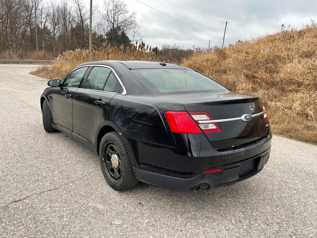 Ford Taurus Police Interceptor  in Cars & Trucks in Oshawa / Durham Region - Image 3