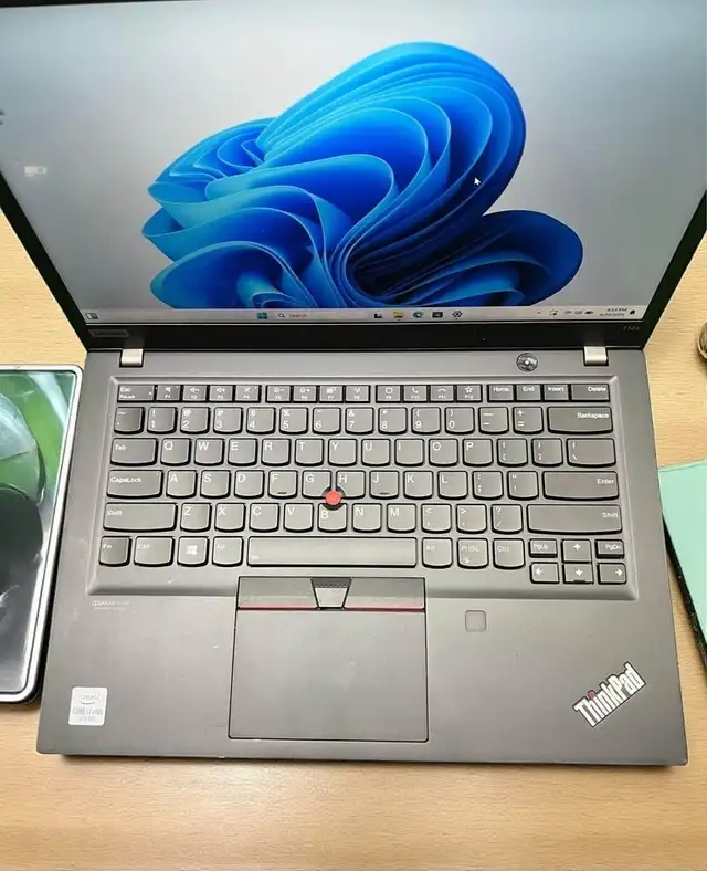 Uniway sale  Lenovo Thinkpad T14s G1 /Core i7 10th /Ram 16 GB in Laptops in Mississauga / Peel Region - Image 3