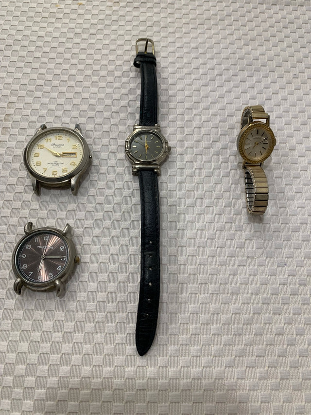 Vintage 3 Women’s  watches - selling for parts  $5.00 each  in Jewellery & Watches in Oshawa / Durham Region