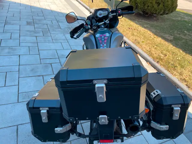 Immaculate 2015 V-Strom 650 ADV – Fully Loaded + Only 31,000 km in Sport Touring in Markham / York Region - Image 4