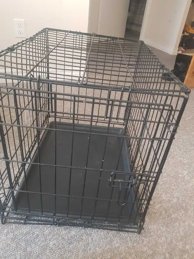 Small Dog cage. in Accessories in Barrie - Image 4