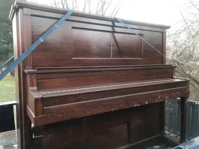 FREE PIANO PLAYER PIANO GLOSSY BROWN FINISH BASIC FREE DELIVERY, View more