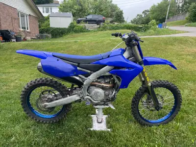 Selling a 2021 yz450F in amazing shape no issues with the bike. It’s ready to ride. Bike has 55 hour...