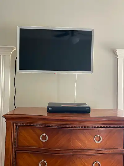 32” LG TV with Wall Mount, View more