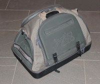 Large, clean, good quality; hunt/fish foam-sided travel/gear bag