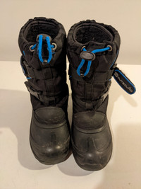 Boys Winter Boots (Size 3)
