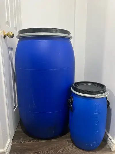 I'm selling a blue, 30L canoe barrel, perfect for keeping your gear dry on any water adventure! This...