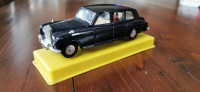 DINKY TOYS 152 ROLLS ROYCE PHANTOM V