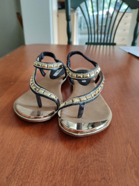 Nearly new bejeweled sandals-flats. Size 7 (38)