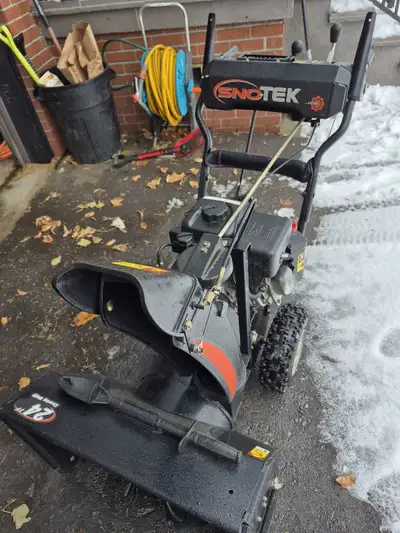 ariens snotek 24" snow blower , View more