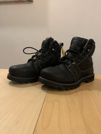 Keen Utility Footwear - Women’s 7.5M steel toe work boots